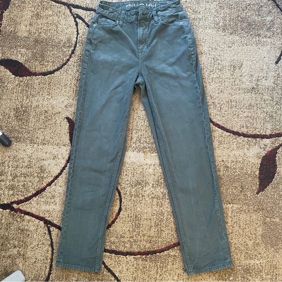 American Eagle Outfitters Denim - American Eagle mom straight jean corduroy